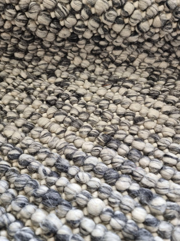 PEBBLES FLINT HAND WOVEN GREY RUG