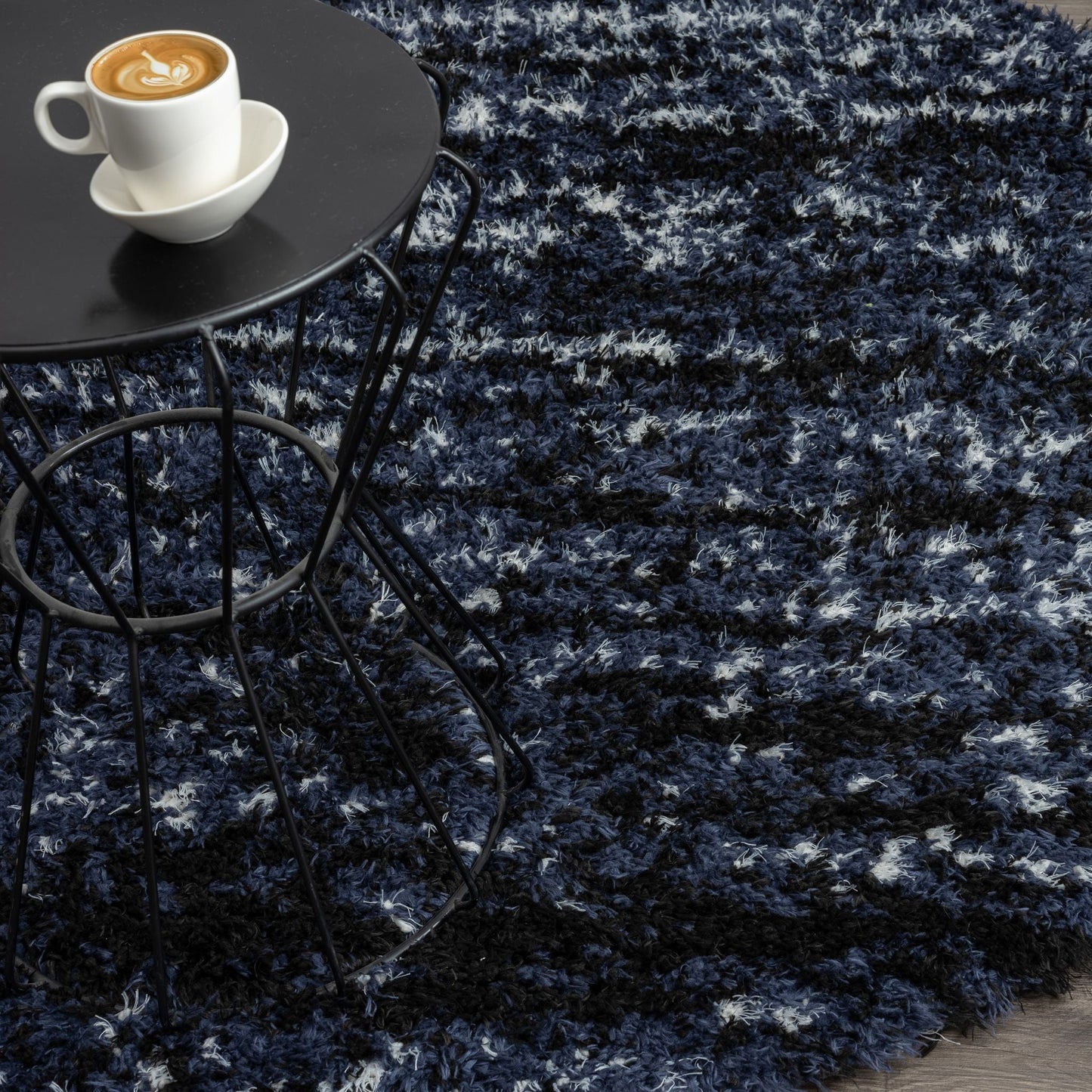 Plushy Lava Round Rug