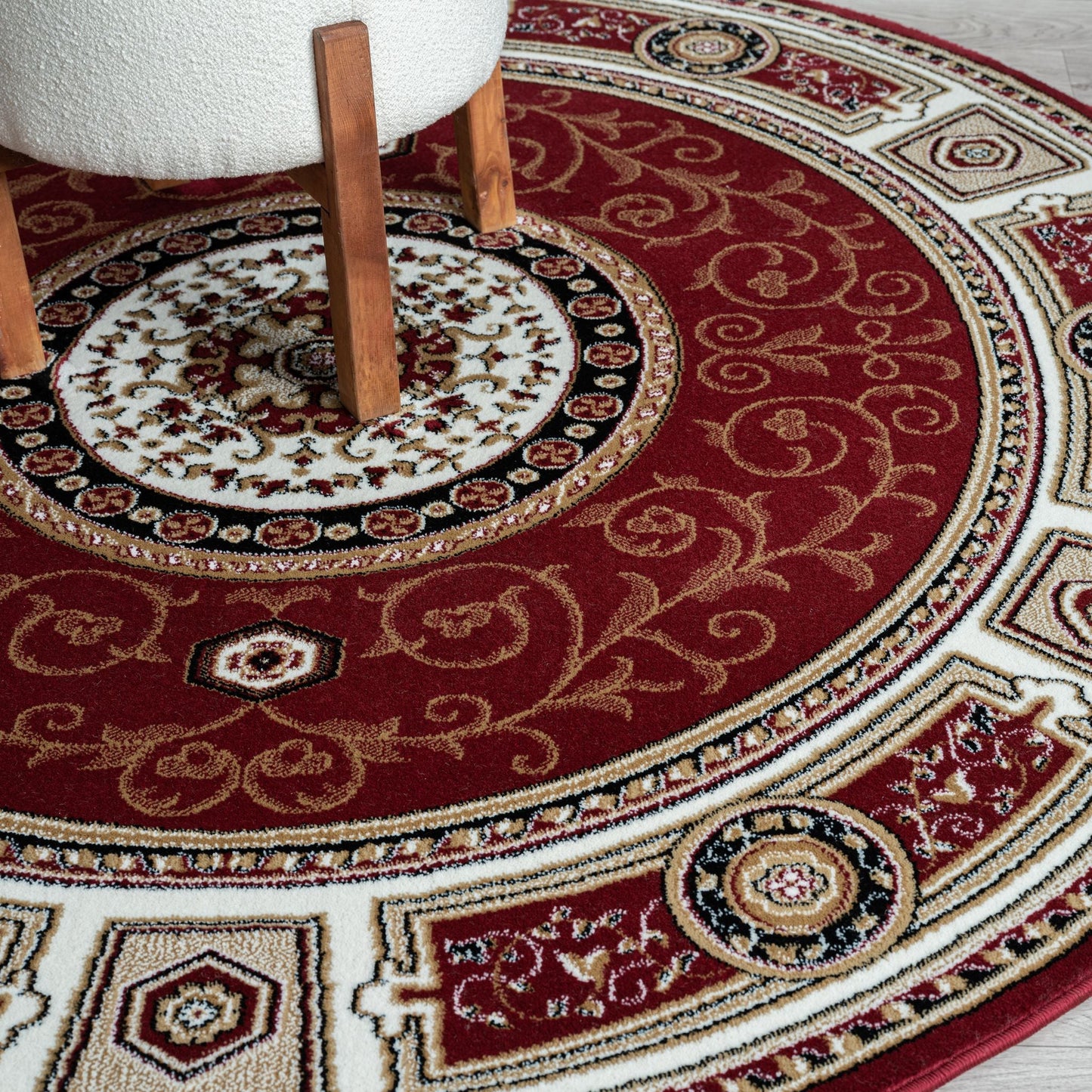 Estate Red Round Rug