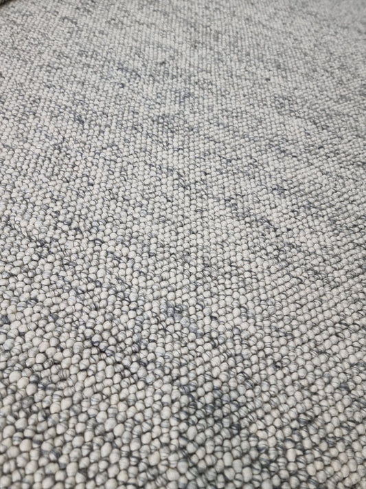 Pebbles Light Grey Pure Wool Hand Woven FLoor Rug
