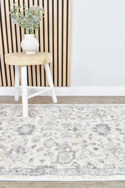 Velvet Essence Runner