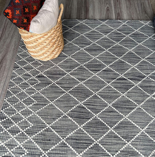 Cross Dk Grey Rug