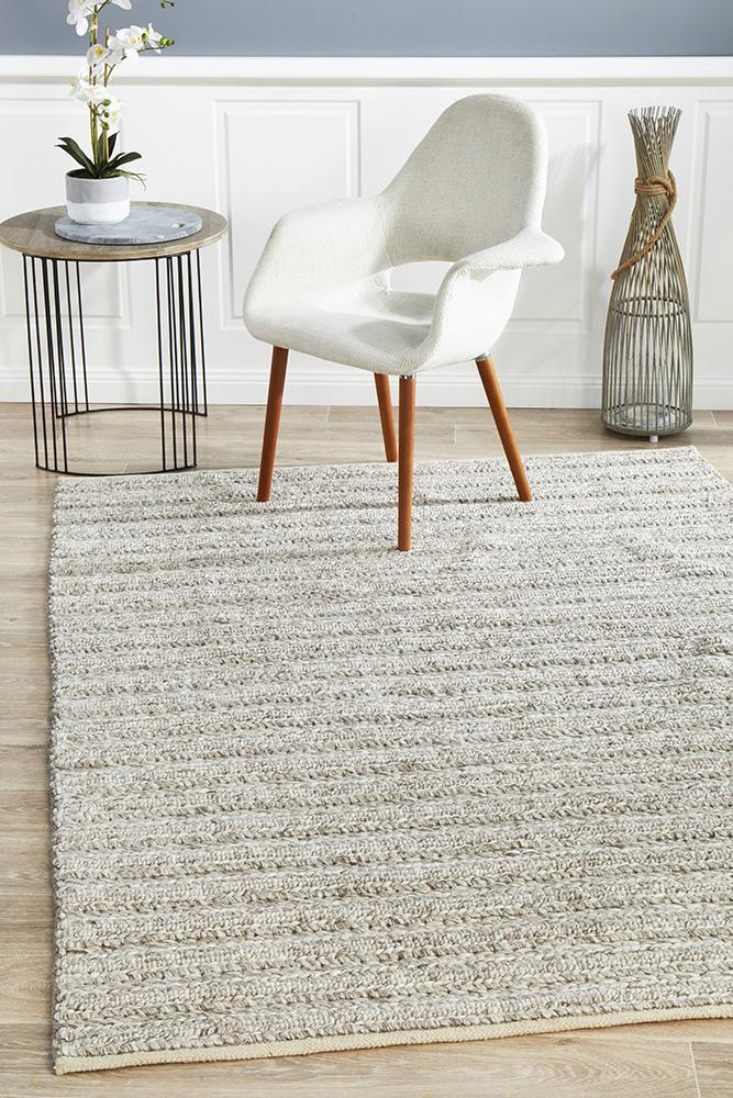 HARVEST NATURAL HAND WOVEN RUG