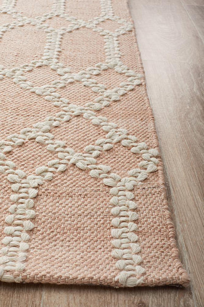 HUDSON TRIBAL TRELLIS NUDE SOFT PINK RUG