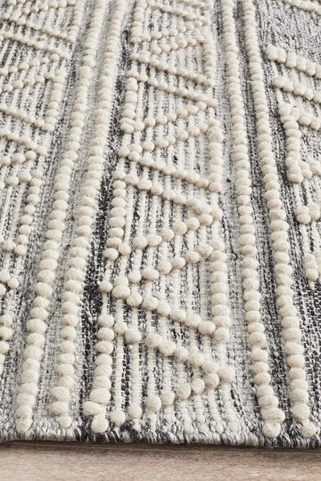 HUDSON SILVER HAND WOVEN TRIBAL RUG