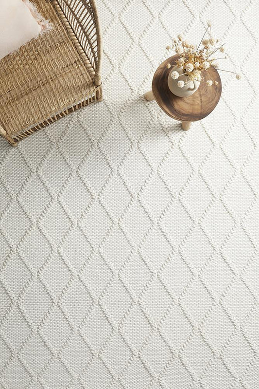 Alexia White Hand Woven Floor Rug