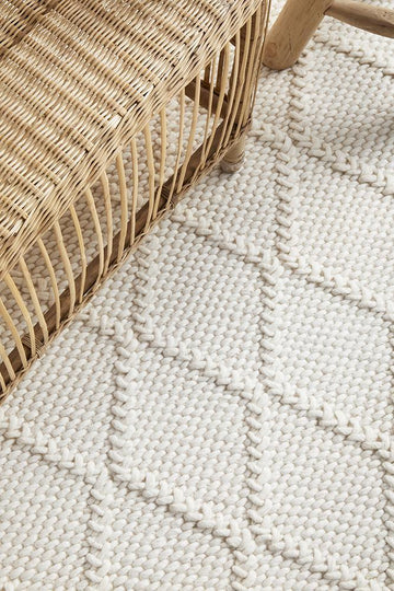 Alexia White Hand Woven Floor Rug