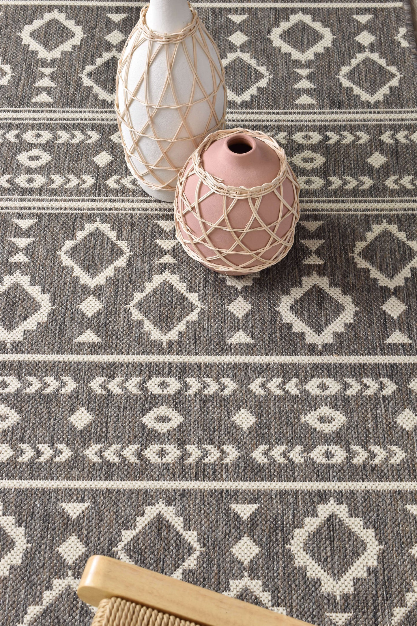 Alaska Brown Rug 3333-W71E