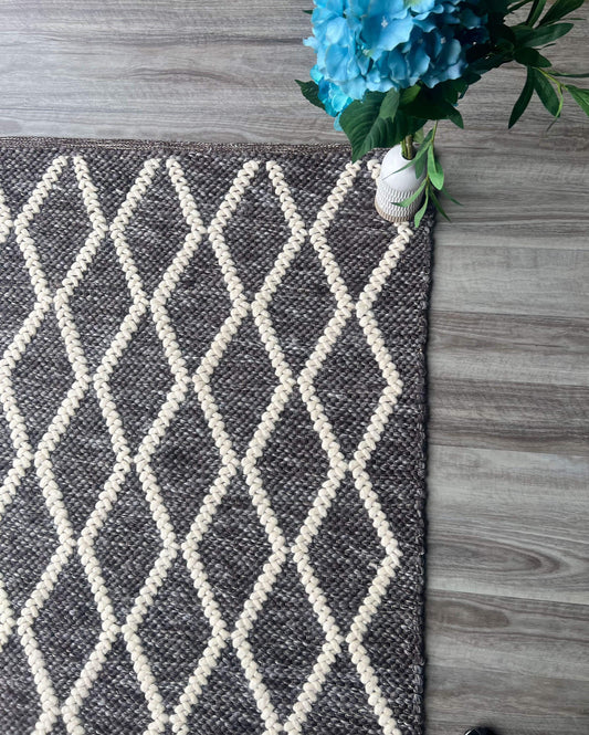 Lounge Chocolate Rug