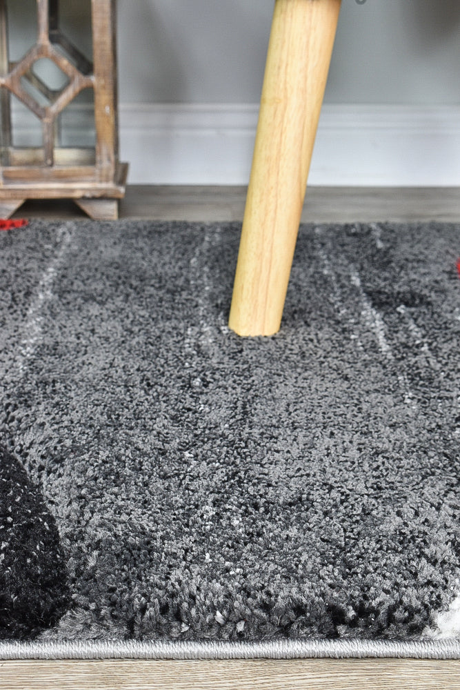 Dahlia 298 Dark Grey Red Runner
