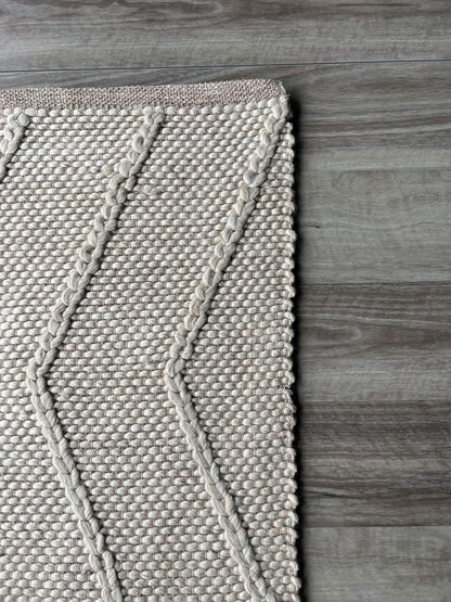 Waves Cream Rug