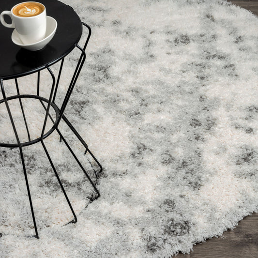 Plushy Ash Round Rug