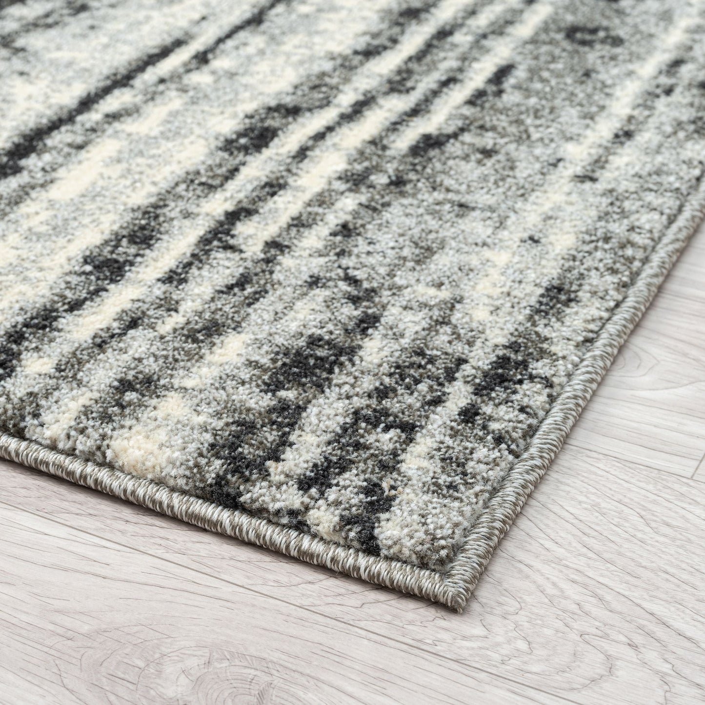 Astor Charcoal Rug
